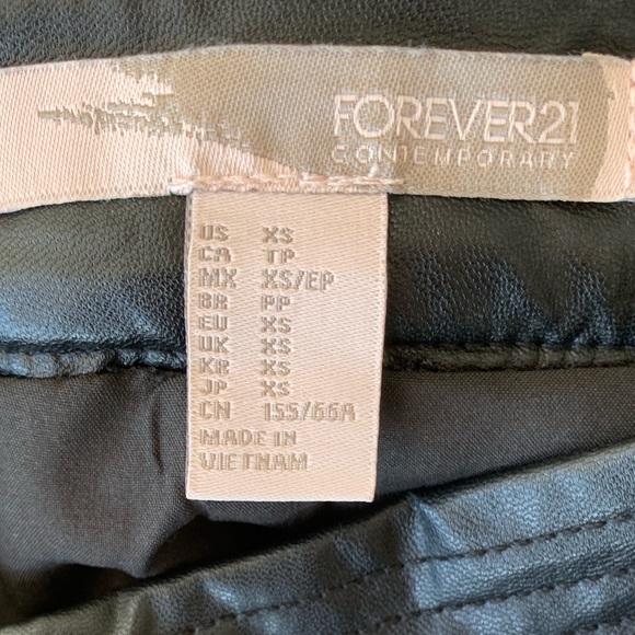 Forever 21 Skirt XS - Picture 4 of 4